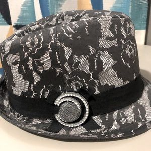 Fashion Fedoraa with Jewel Buckle